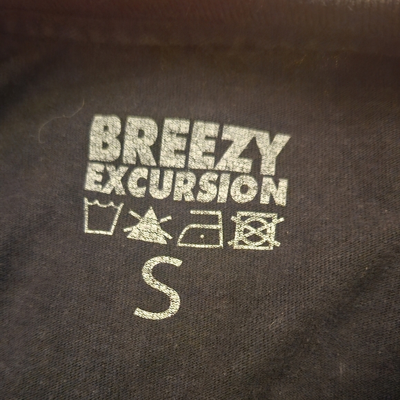 BEST x Breezy Excursion "Blood In, Blood Out" T-shirt - Picture 4 of 6